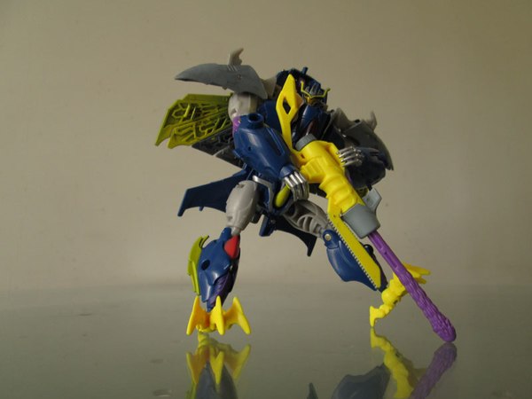 Beast Hunters Dreadwing In Hand Images Transformers Prime Deluxe Class Figure  (11 of 30)